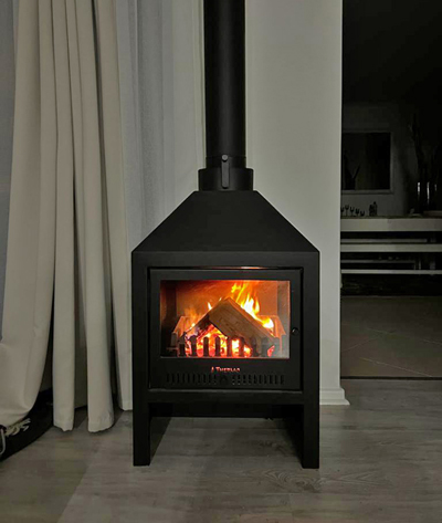 600 mm Slimline Freestanding Fireplace with Door 600 mm Slimline Freestanding Fireplace with Door